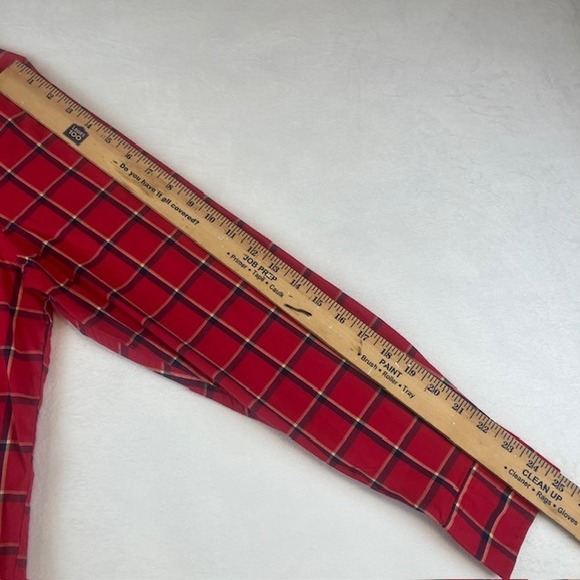 Chubbies‎ Men's Plaid Button Down Shirt Long Sleeve Red Casual Medium - Picture 6 of 10